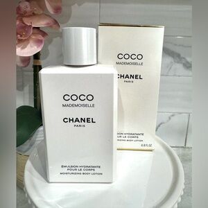 CHANEL Coco Mademoiselle Body Lotion in White and Gold